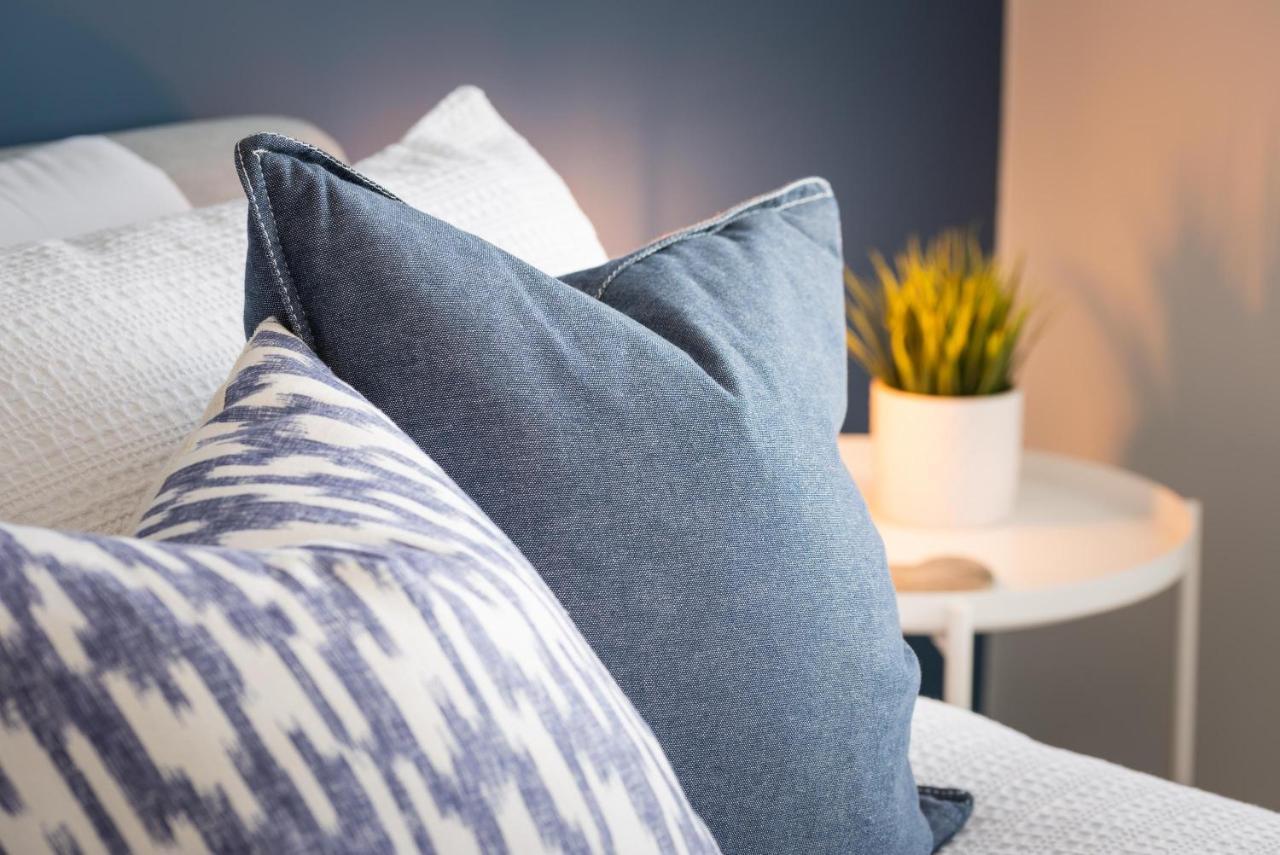 River Retreat Apartment Exeter - River Views & Parking 외부 사진